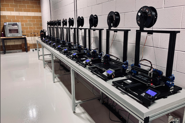 A Beginner's Guide to Managing a 3D Printer Farm